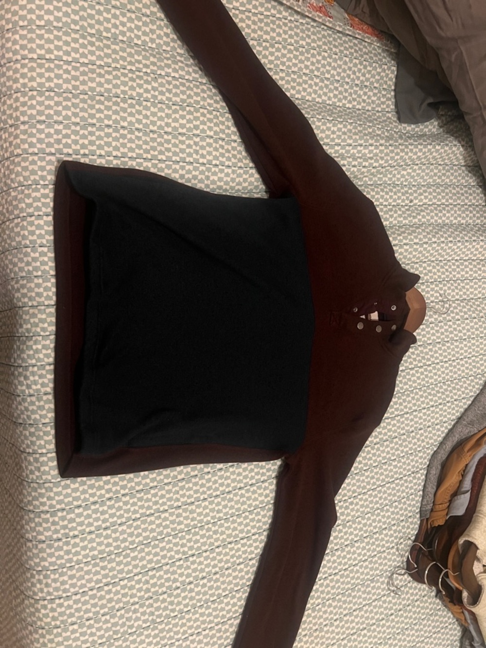 Sonoma Men's Crewneck Sweater in Black and Burgundy
